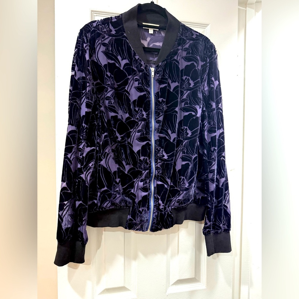 Beautiful neiman Marcus like new zip up velour jacket